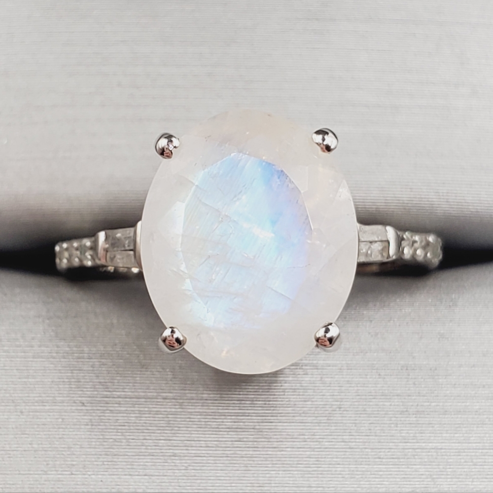 Genuine Moonstone & Diamond Ring - image 1